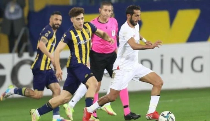 10 kişi kalan Balıkesirspor, Ankaragücü'ne direnemedi