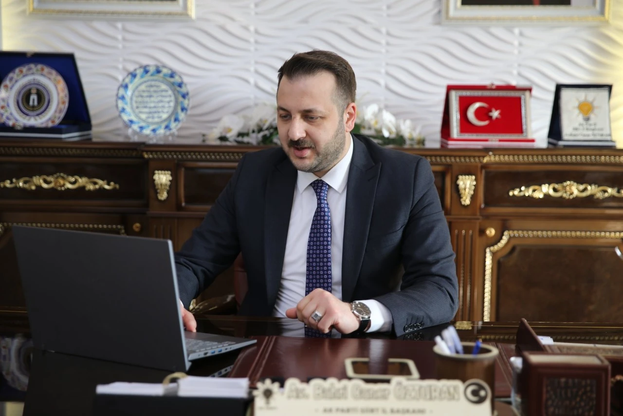 AK Parti Siirt İl Başkanı Özturan: “Ulaşımda Tarihi Bir Adım Attık”