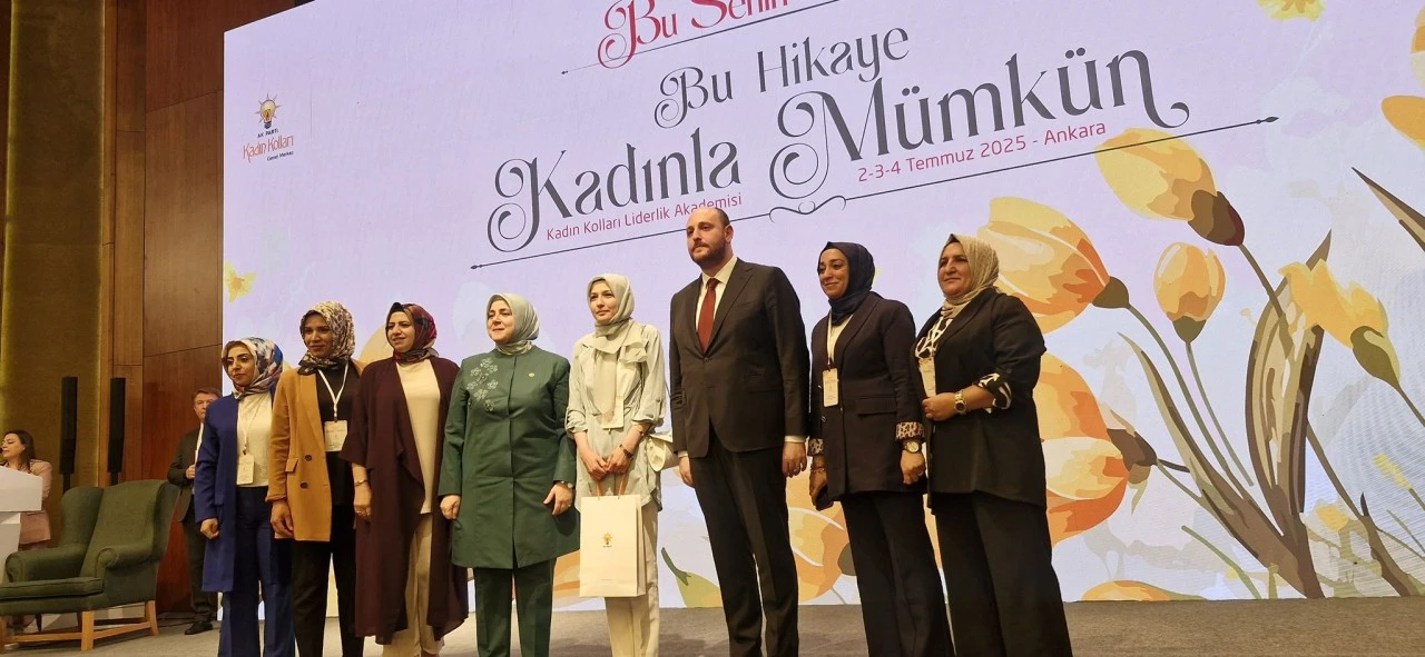  AK Parti Siirt Kadın Kolları Türkiye Üçüncüsü Oldu