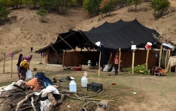 Akraba Ailelerin Kavgası Kanlı Bitti: 1 &Ouml;l&uuml;, 3 Yaralı