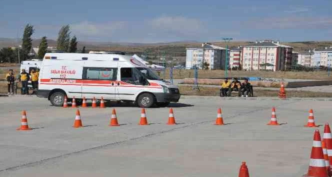 Ambulans Sürüş Teknikleri Eğitimi Tamamlandı