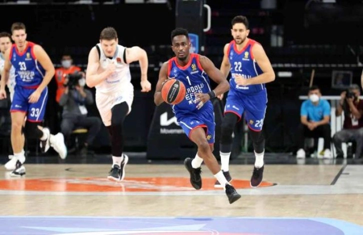 Anadolu Efes, Zenit deplasmanında