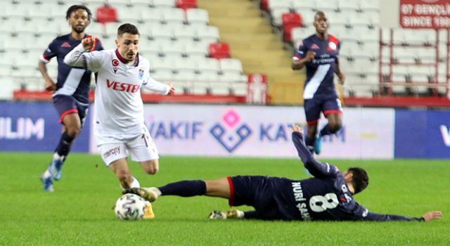 Antalyaspor, Trabzonspor ile berabere kaldı