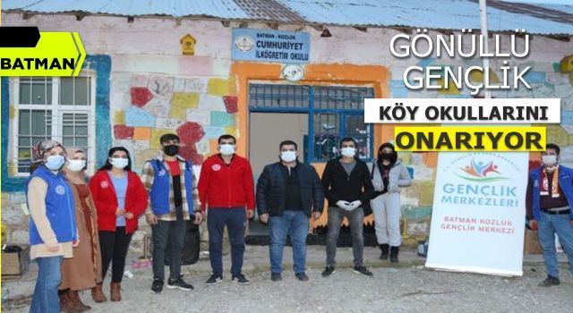 Batman'da gönüllü gençlik köy okullarını onarıyor