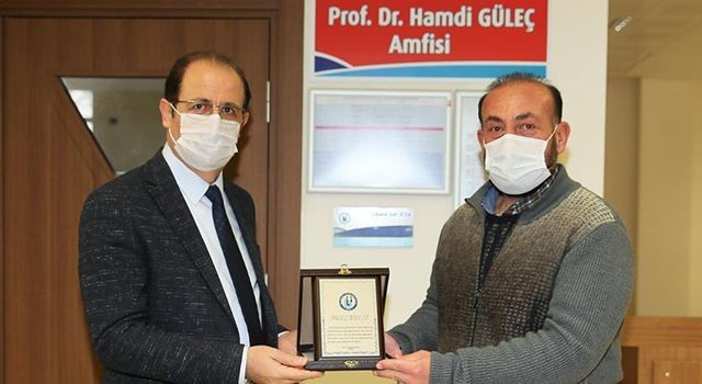 Bayburt'ta üniversiteden ahde vefa