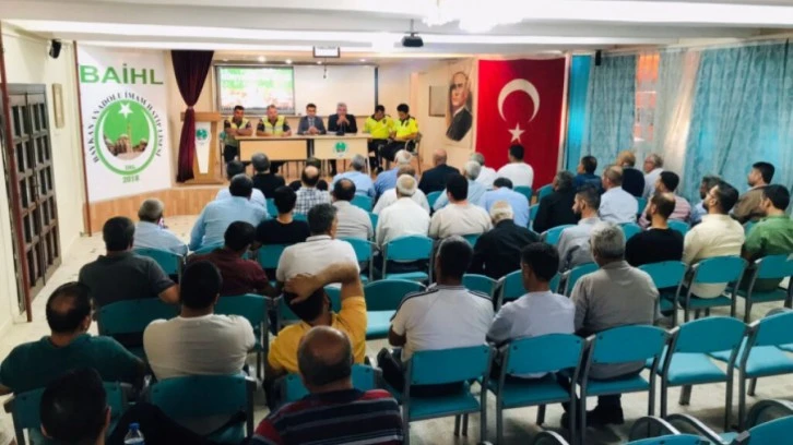 Baykan'da Öğrenci Servis Şoförlerine Seminer Verildi