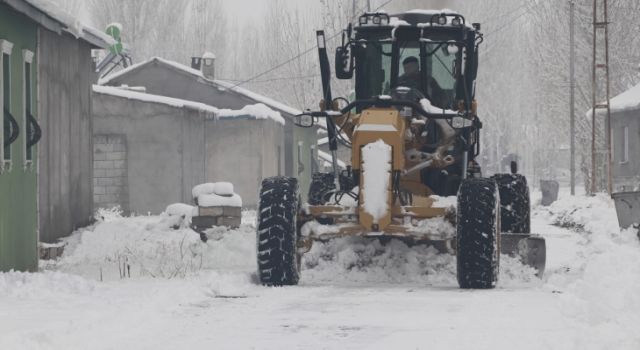 Belediyemiz karla mücadele çalışmalarına başladı
