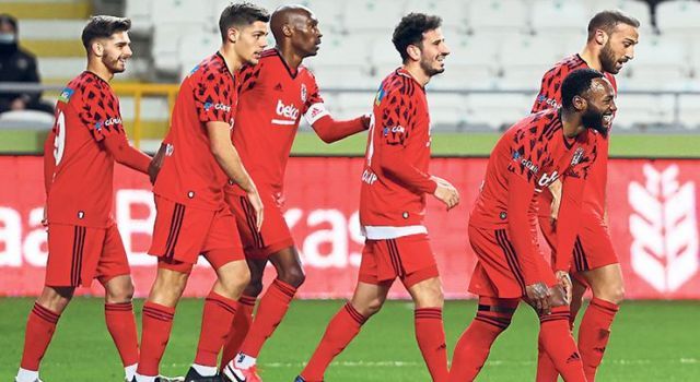 Beşiktaş, yarı finale yükseldi