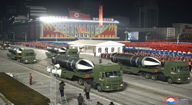 Biden&#039;ın yemin töreni öncesi Kuzey Kore&#039;den gövde gösterisi