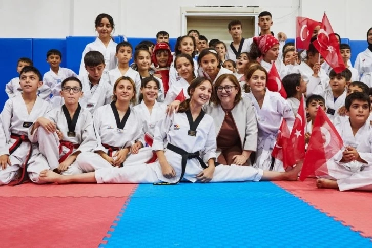 Büyükşehir’in yaz spor okullarına öğrencilerden yoğun ilgi