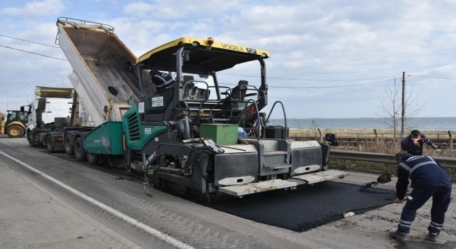 Büyükşehir yol bakım onarım çalışmaları devam ediyor