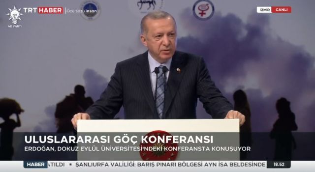 Cumhurbaşkanı Erdoğan, Dokuz Eylül Üniversitesi'ndeki konferansta konuşuyor