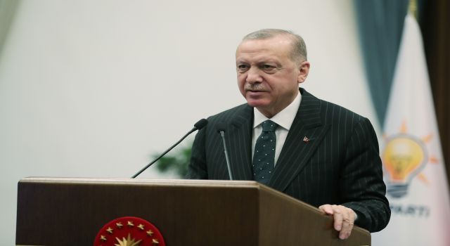 Cumhurbaşkanı Erdoğan, 'Zerre kadar onuru olsa o koltuktan çekip giderdi'