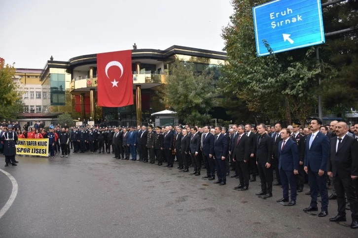 CUMHURİYETİMİZİN KURUCUSU BÜYÜK ÖNDER GAZİ MUSTAFA KEMAL ATATÜRK, TÖRENLERLE ANILDI