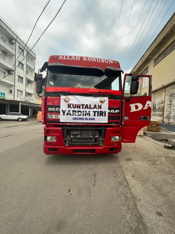 Deprem Bölgesine 7.500 Litre Ayçiçek Yağı Yardımı Gönderildi