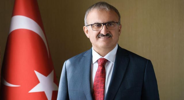 Diyarbakır Valisi Münir Karaloğlu, koronavirüse yakalandı