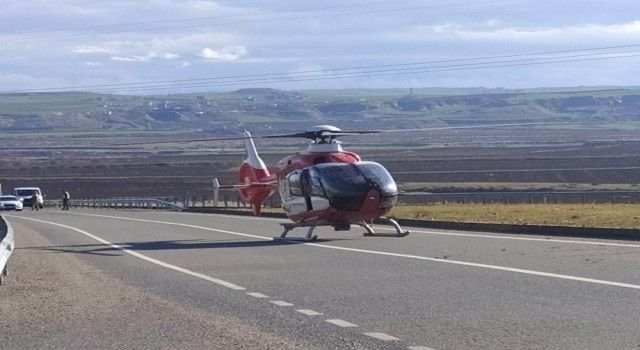 Diyarbakır'da otomobil takla attı: 1 ölü, 5 yaralı