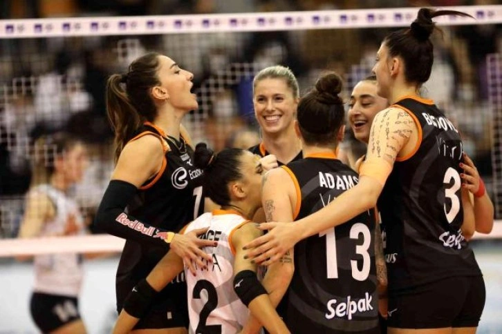 Eczacıbaşı Dynavit Kupa Voley'de yarı finalde