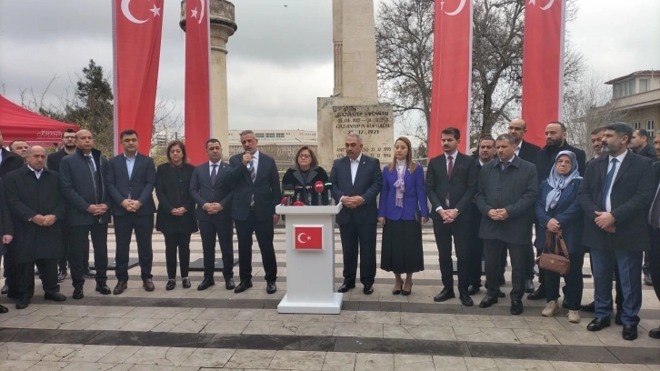 Fatma Şahin, Şehitler Abidesinde seçim startını verdi