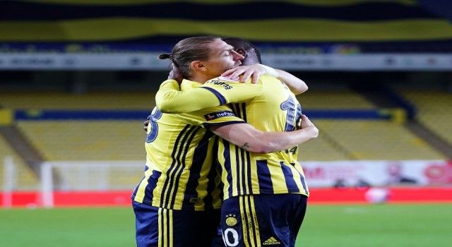 Fenerbahçe çeyrek finale yükseldi