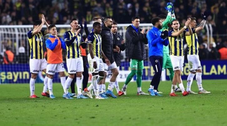 Fenerbahçe'den görülmemiş hareket! Taraftar, Trabzonspor maçının oyuncusu seçildi