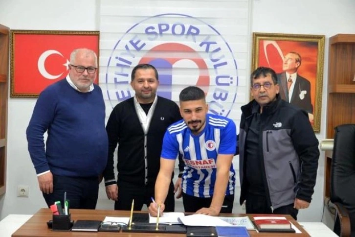 Fethiyespor Maksut Birben'i renklerine kattı