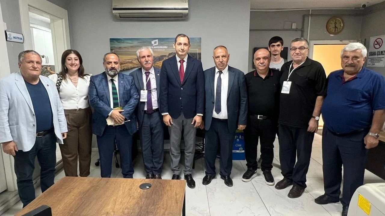 Gazetecilerden BİK M&uuml;d&uuml;r&uuml;ne ziyaret
