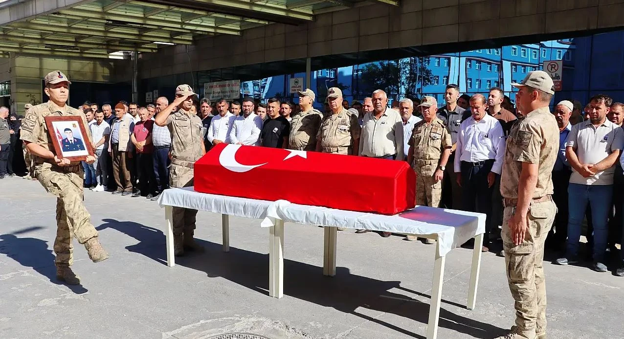 Gazi Oğlu Son Yolculuğuna Uğurlandı