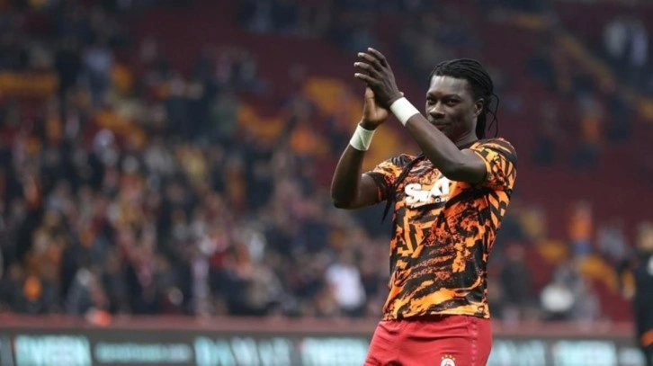 Gomis Torrent'i gönderdi bile! Yeni hocayı sosyal medyadan takibe aldı