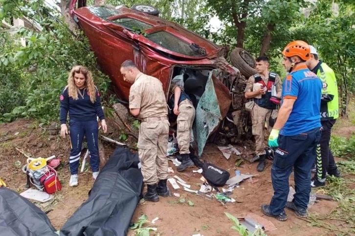 Gümüşhane’de feci kaza! Biri Gazantepli öğrenci 2 Ölü.