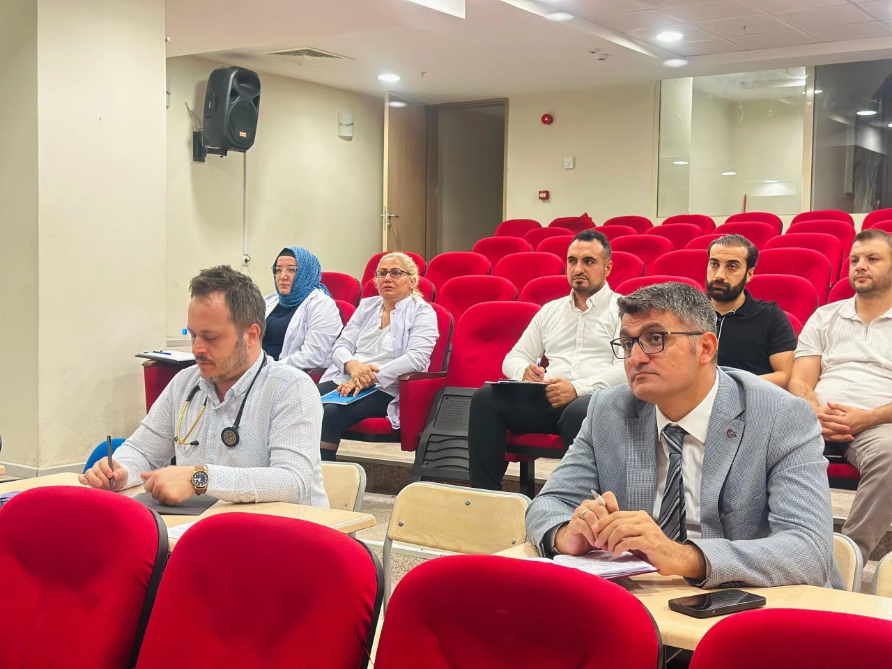 Siirt İl Sağlık Müdürü Uzm. Dr. Besim Hacıoğlu, Siirt Eğitim ve Araştırma Hastanesinde İncelemelerde Bulundu