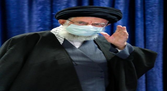 İran dini lideri Hamaney, ABD ve İngiltere'den Koronavirüs aşısı alımını yasakladı