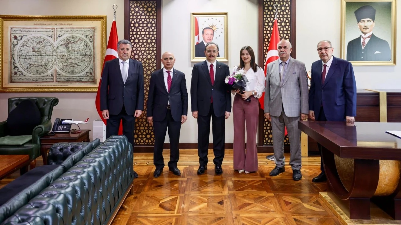 &ldquo;İş G&uuml;vende, Gelecek G&uuml;vende&rdquo;
