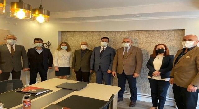 Isparta'da 27 avukat bir araya gelerek arabuluculuk merkezi kurdu