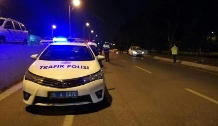 İzmir’de otomobille motosiklet çarpıştı: 1 ölü
