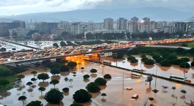 İzmir'de sel mağdurlarına muafiyet