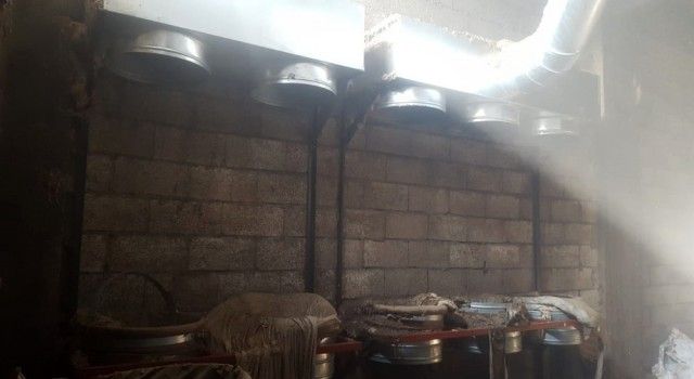 Kahramanmaraş'ta çırçır fabrikasında yangın