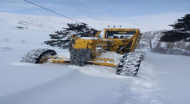 Kayseri Büyükşehir kapalı yolları açıyor