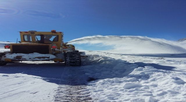 Kayseri'de 35 mahalle yolu daha ulaşıma açıldı