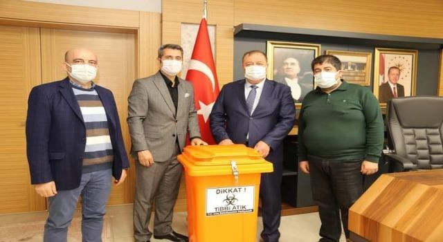 Kilis Belediyesi'nden sağlık ocaklarına tıbbi atık kutusu