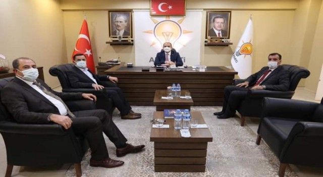 Kilis'te ilçe belediye başkanlarından AK Parti'ye hayırlı olsun ziyareti