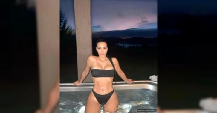 Kim Kardashian'ın kumsal fotoğrafları beğeni topladı