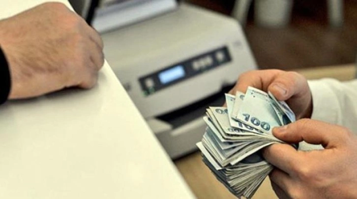 Konut kredisinde faiz düştü! 300 bin liralık kredide 48 bin lira cepte kalacak