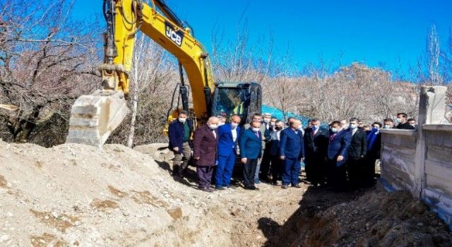 Malatya Yazıhan&#039;a kanalizasyon yatırımı