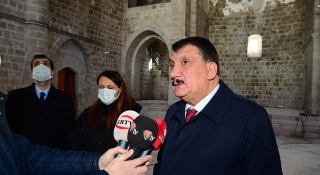 Malatya&#039;da Taşhoron Kilisesi ayağa kaldırılıyor