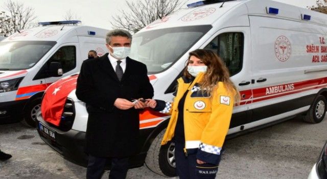 Malatya'ya tam donanımlı 9 ambulans