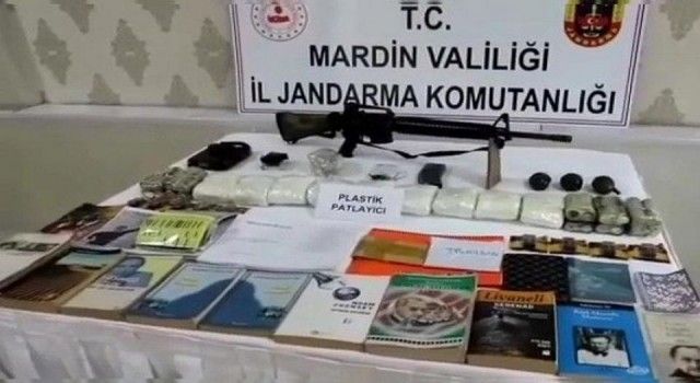 Mardin'de PKK'ya ait sığınak ve depolar imha edildi