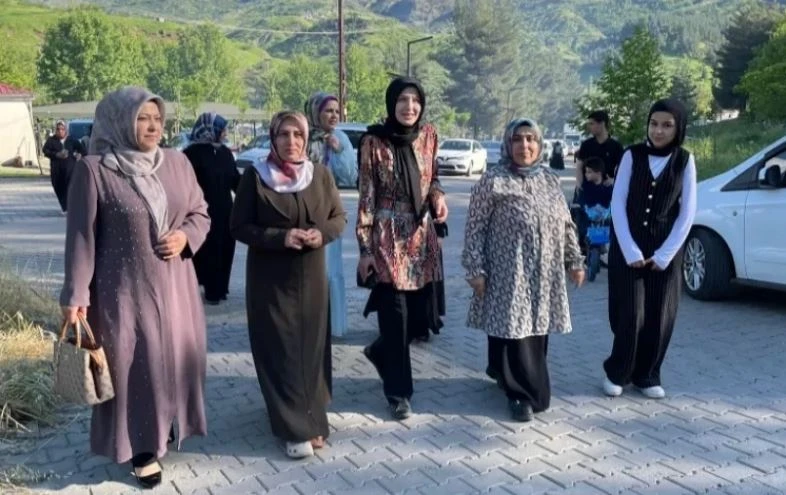 Mavi, saha çalışmalarını sürdürüyor