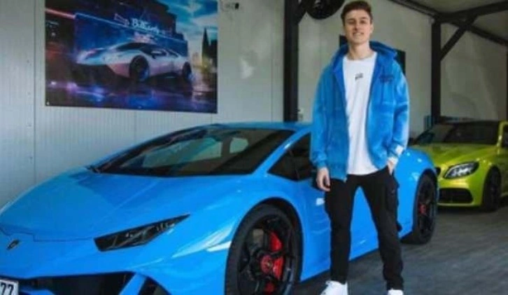 Maymun NFT'si için Lamborghini'sini sattı!