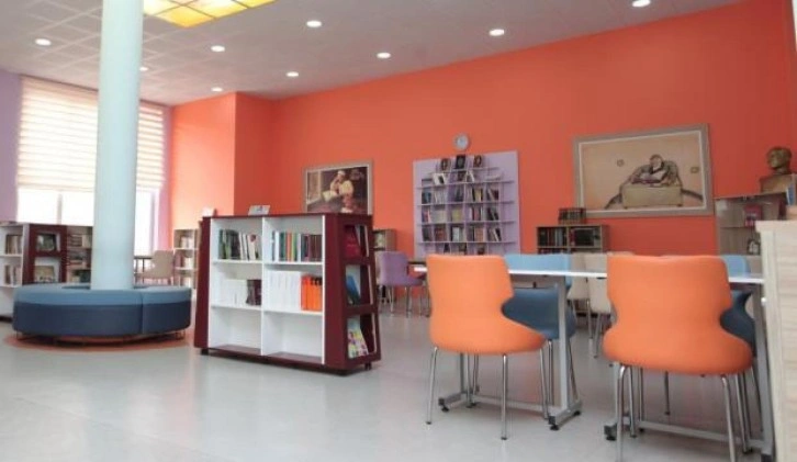 MEB'den bir ayda 3 bin 200 okula yeni kütüphane